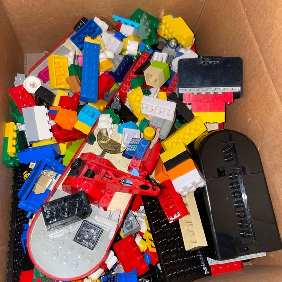 Legos - Picture 4 of 6